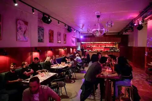 Colours Hoxton