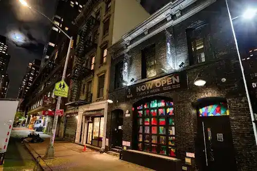 HUSH HK