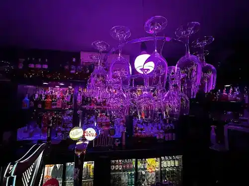 Iconic Bar
