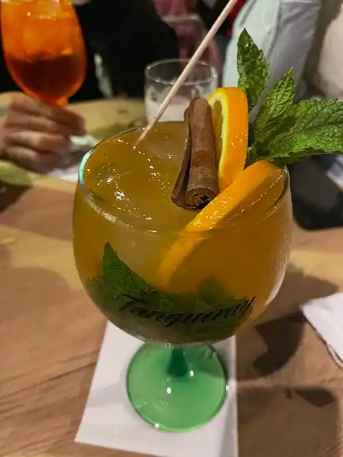 Kiosk Bar
