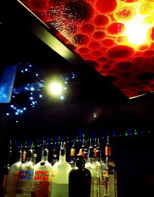Leon's Backroom