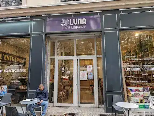 LUNA café-librairie