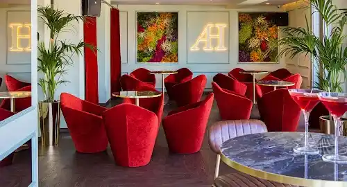 Sky Bar - Rooftop & Bar Gay Barcelona